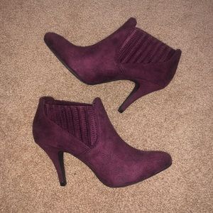 BRAND NEW Ana Burgundy Heel Booties - Size 5